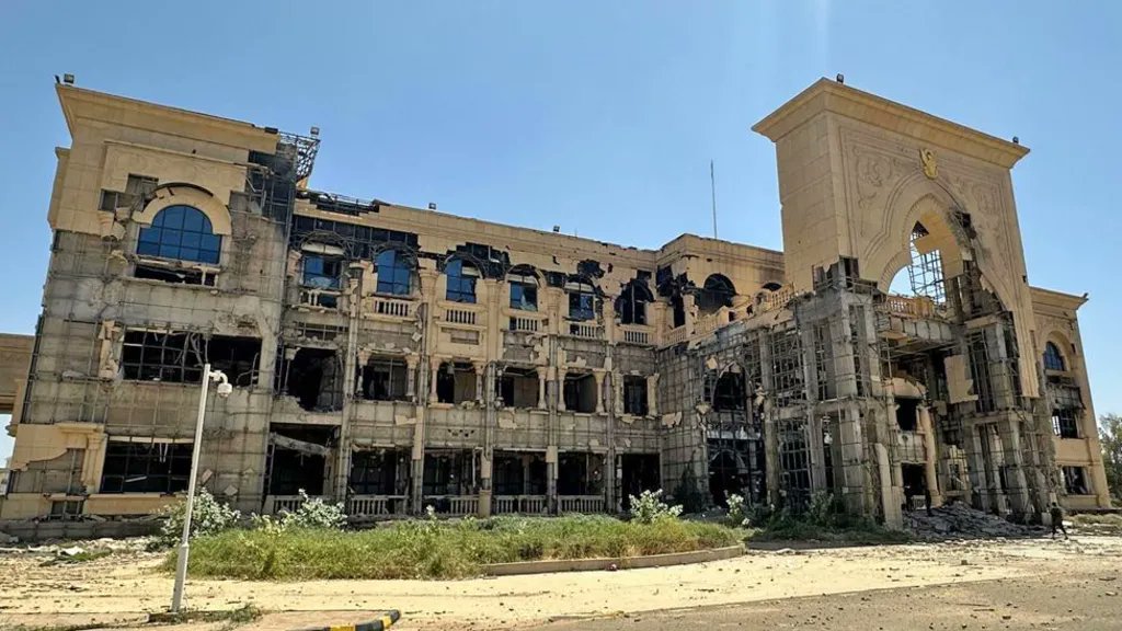 الاعلان عن حدث مهم في القصر الجمهوري بالخرطوم020 الاعلان عن حدث مهم في القصر الجمهوري بالخرطوم
