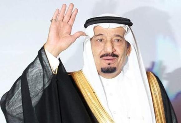 خادم الحرمين الشريفين يوجه باستضافة 1300 حاج وحاجة من 100 دولة لأداء مناسك الحج020 خادم الحرمين الشريفين يوجه باستضافة 1300 حاج وحاجة من 100 دولة لأداء مناسك الحج
