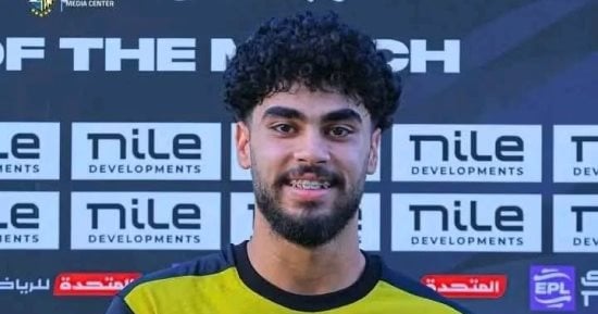 الأهلي يقرر تفعيل شراء محمد عبد الناصر في يناير المقبل