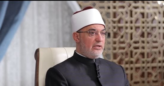 المفتى: حرمة البلد الحرام أسمى من أن تطالها صراعات البشر وحسابات السياسة