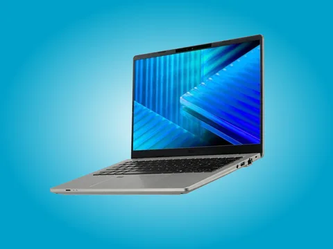 شركة أيسر تطلق حاسوب TravelMate P4 المحمول والخفيف بمعالجات إنتل Panther Lake وشاشة 120Hz