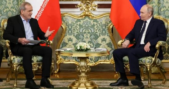 بوتين وبزشكيان يتبادلان الدعم لحل أزمة إيران وأمير قطر يكشف التفاصيل