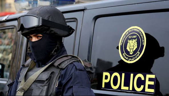فتاة سودانية تنهي حياة صديقتها بزجاجة داخل مقهى في القاهرة