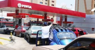 ترامب يطالب بخفض أسعار الوقود فورا