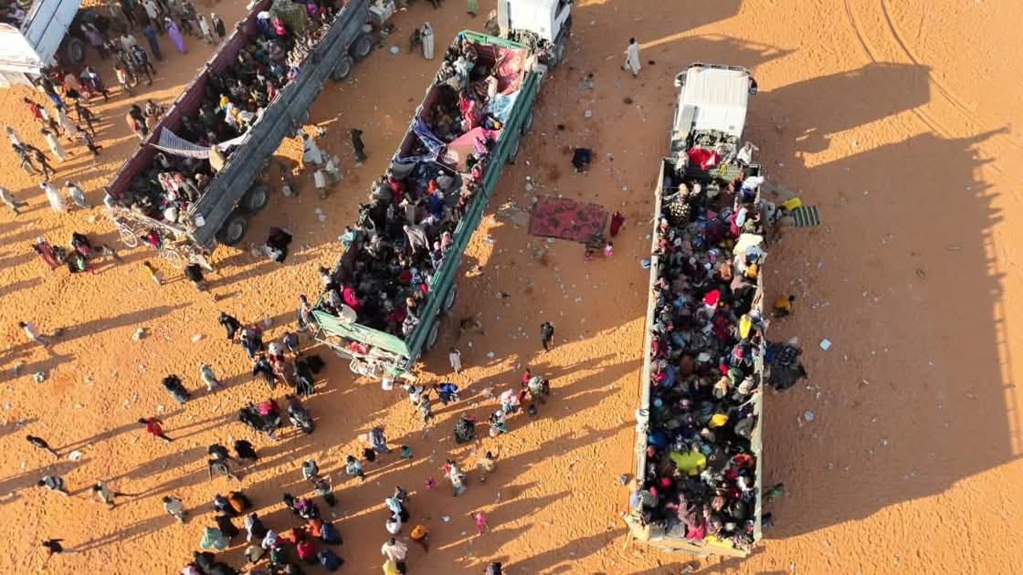 نقل آلالاف بالشاحنات.. ماذا يحدث في الشمالية020 نقل آلالاف بالشاحنات.. ماذا يحدث في الشمالية