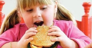 بلاش حقن خفض الوزن.. توصيات جديدة من الصحة العالمية لعلاج سمنة الأطفال
