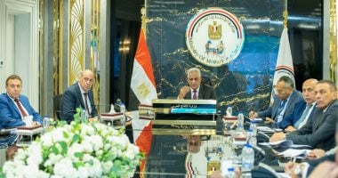 وزير الإنتاج الحربى: لا تهاون مع أى تأخير فى تنفيذ مشروعات حياة كريمة