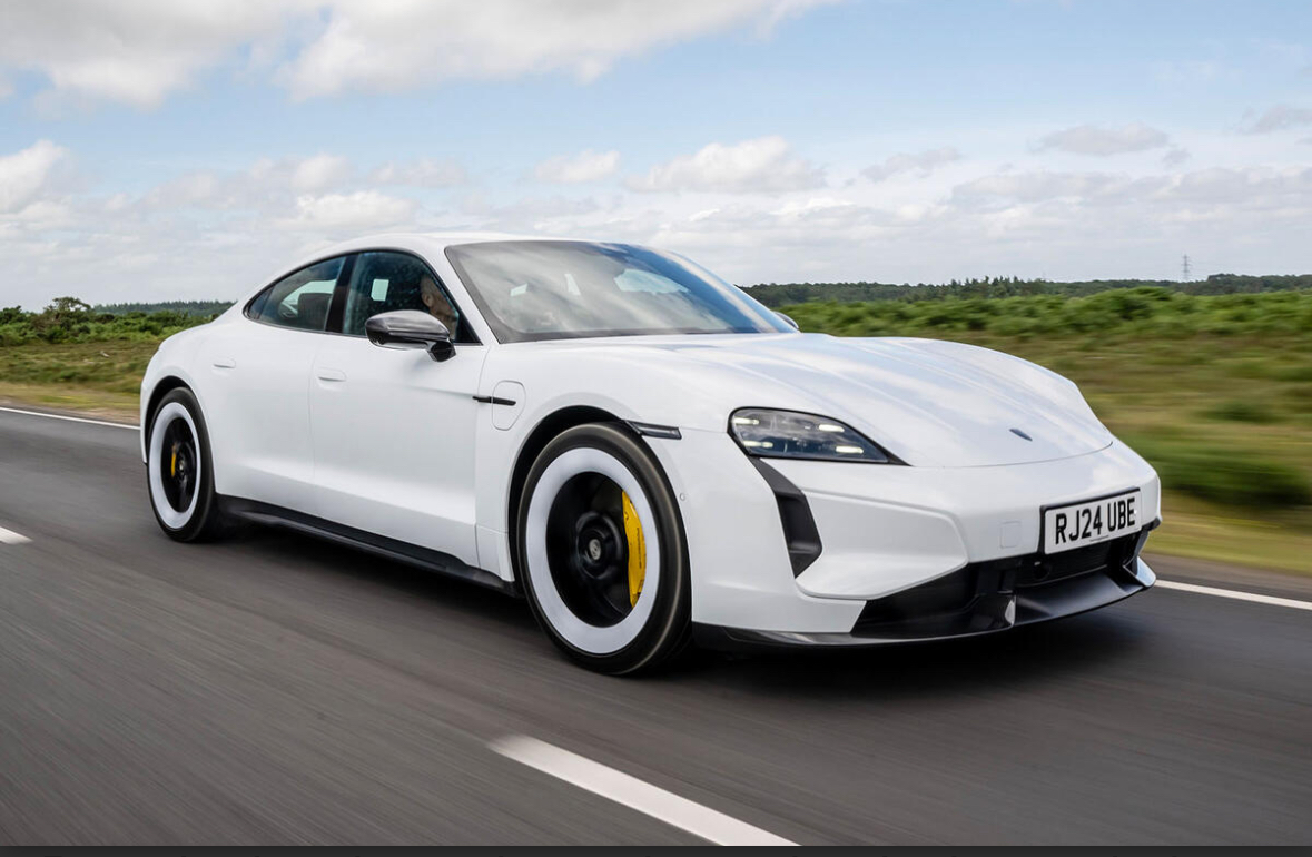 Porsche توقف مبيعات Taycan الكهربائية في بريطانيا بسبب مخاوف من سلامة البطارية020 Porsche توقف مبيعات Taycan الكهربائية في بريطانيا بسبب مخاوف من سلامة البطارية