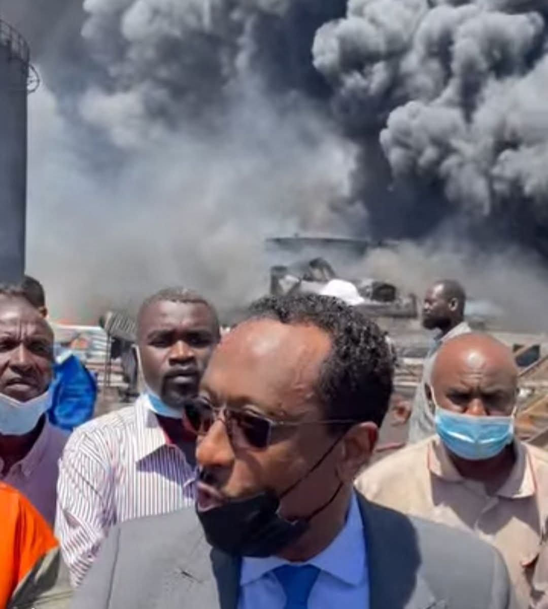 من موقع مستودعات الوقود بالميناء الجنوبي في مدينة ببورتسودان.. الناطق الرسمي للحكومة يصرح..020 من موقع مستودعات الوقود بالميناء الجنوبي في مدينة ببورتسودان.. الناطق الرسمي للحكومة يصرح..