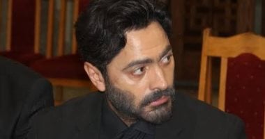 تأجيل حفل تامر حسنى فى يلا ساحل بعد وفاة والده.. واسترداد قيمة التذاكر