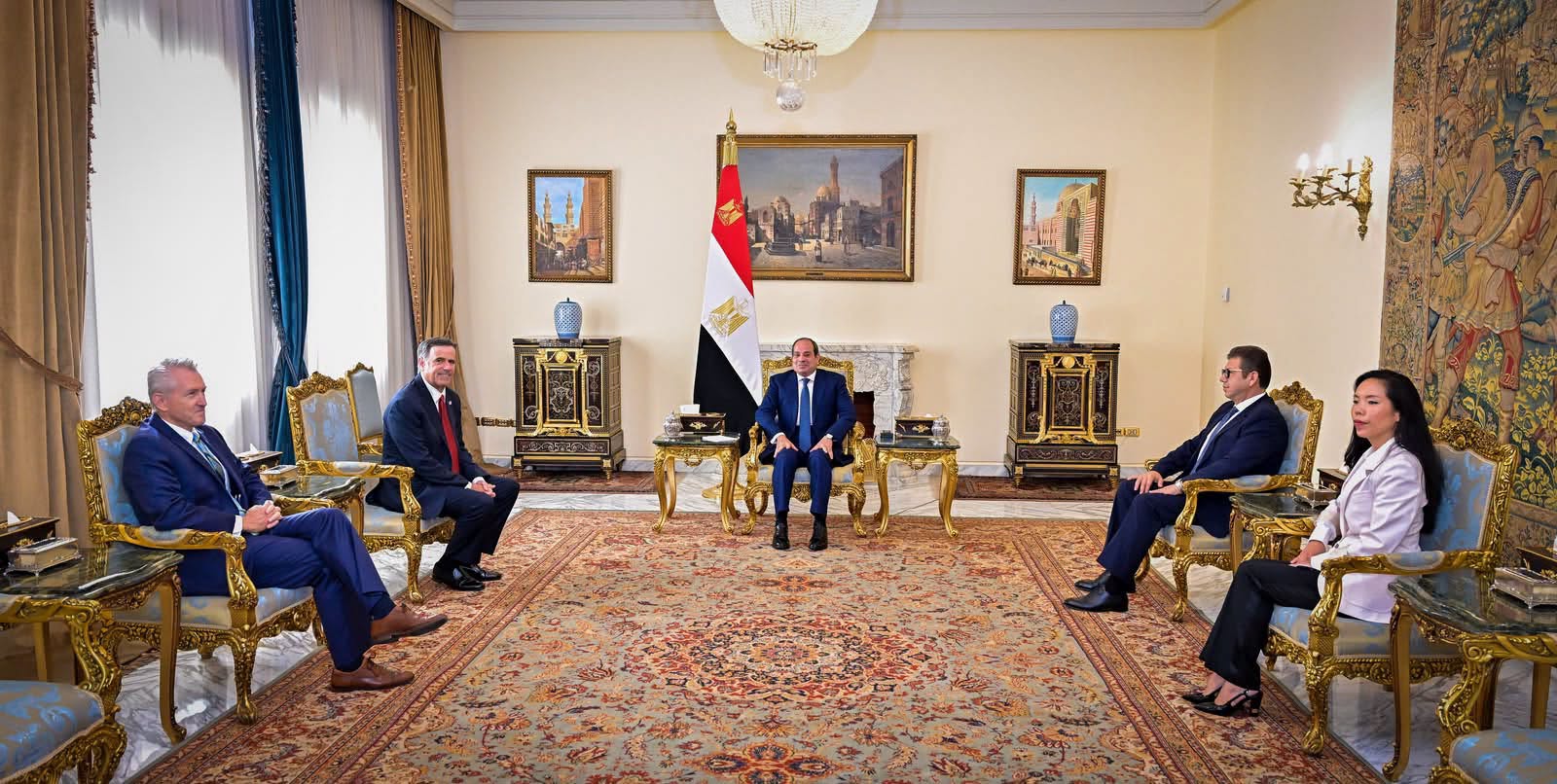 لقاء بين السيسي ومدير الاستخبارات الأمريكية بالقاهرة يشدد على وقف الحرب في السودان