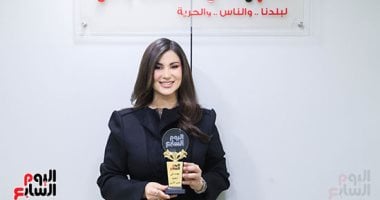 اليوم السابع يكرم هدى الأتربى بعد تألقها فى مناعة وكلهم بيحبوا مودى