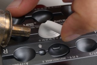 AirPods 5 تحقق إنجازا جديدا.. سماعات أبل الأكثر قابلية للإصلاح في تاريخها