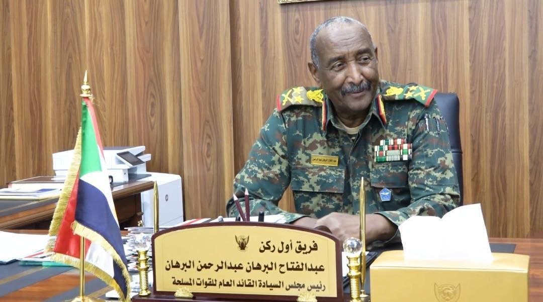 البرهان يصدر توجيهات بشأن مرتبات المعلمين بالخرطوم والمؤسسات التعليمية المتاثرة بالحرب