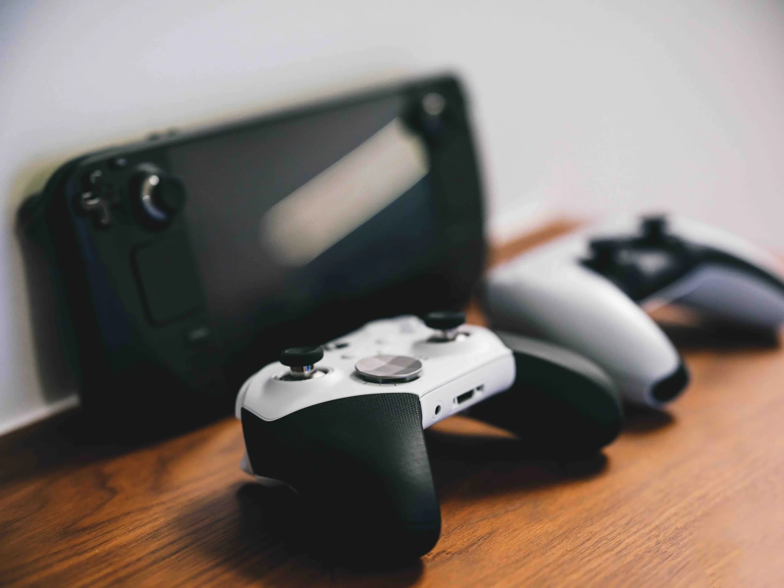 تسريب جديد يكشف تفاصيل سعر جهاز PlayStation 6 المحمول المنتظر