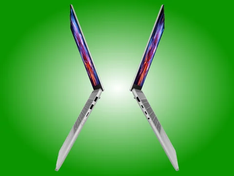 لينوفو تطلق حاسوبا محمولا جديدا بمقاس 15inch مع شاشة OLED بمعدل تحديث 165 Hz ومعالجات Intel Wildcat Lake