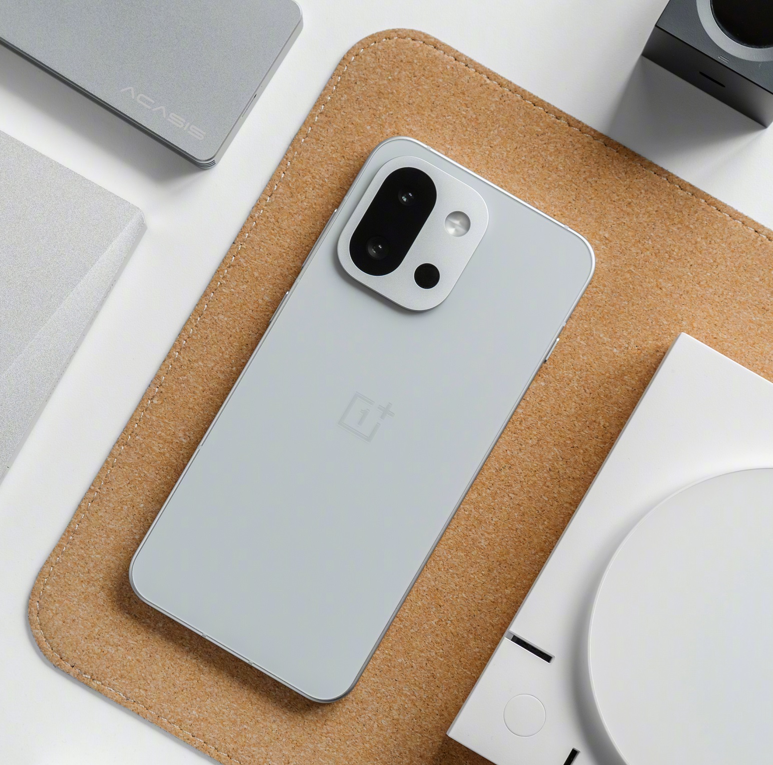 تسريب أسعار OnePlus 13s قبل إطلاقه في 5 يونيو020 تسريب أسعار OnePlus 13s قبل إطلاقه في 5 يونيو