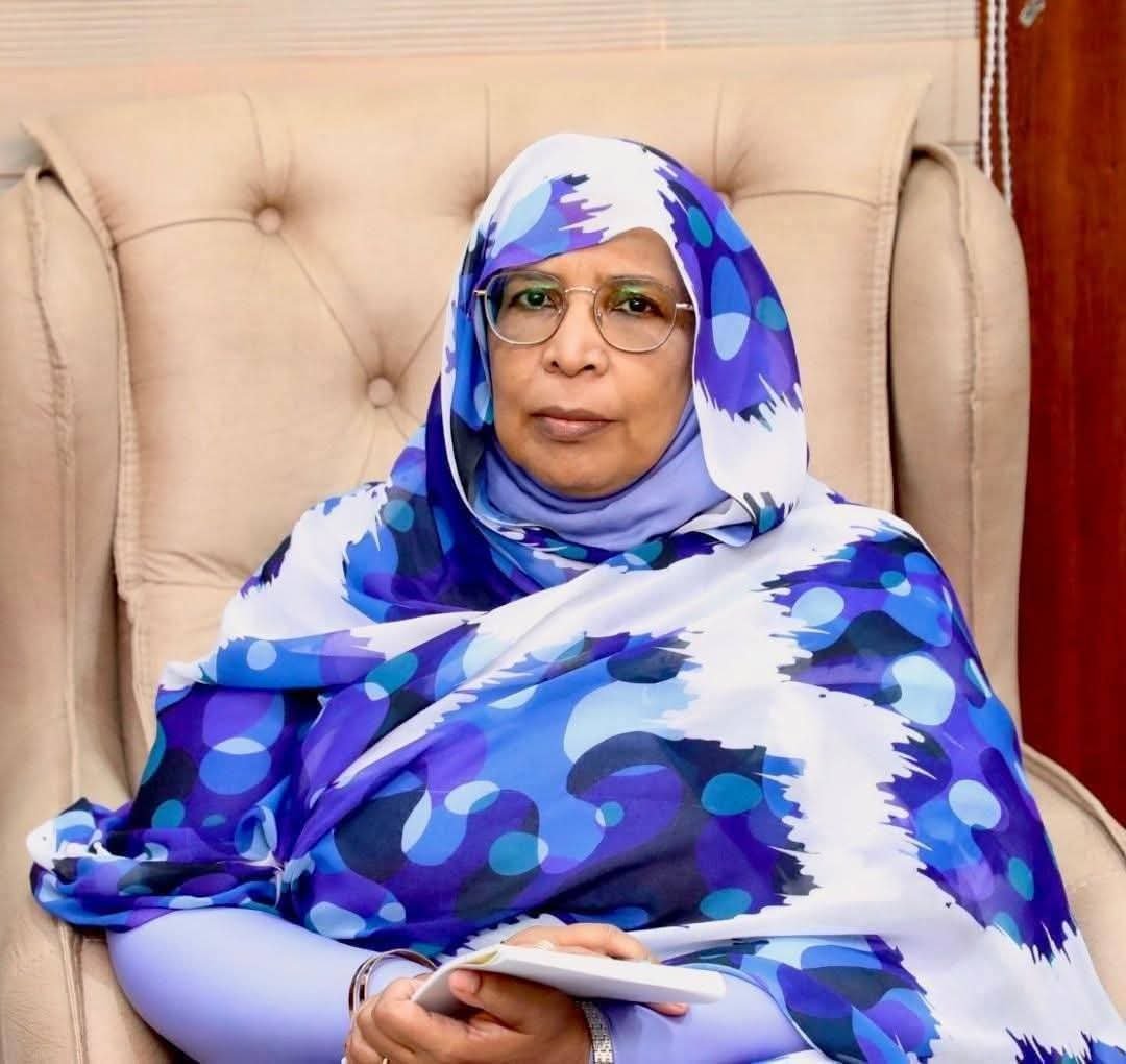 وزيرة مجلس الوزراء لمياء عبد الغفار تكشف في بيان تفاصيل إعفائها من منصبها..في إجازة خارج السودان