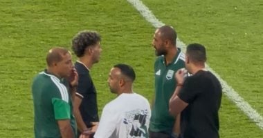 جلسة خاصة من محمد شوقي مع إمام عاشور قبل مواجهة الأهلي وزد في الدوري.. فيديو