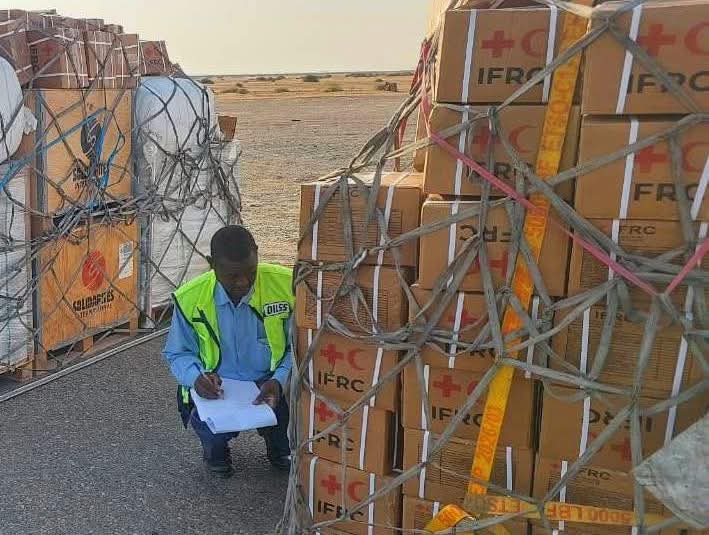 عقب تفعيل مكتب المواصفات 150 رسالة وارد عبر مطار بورتسودان