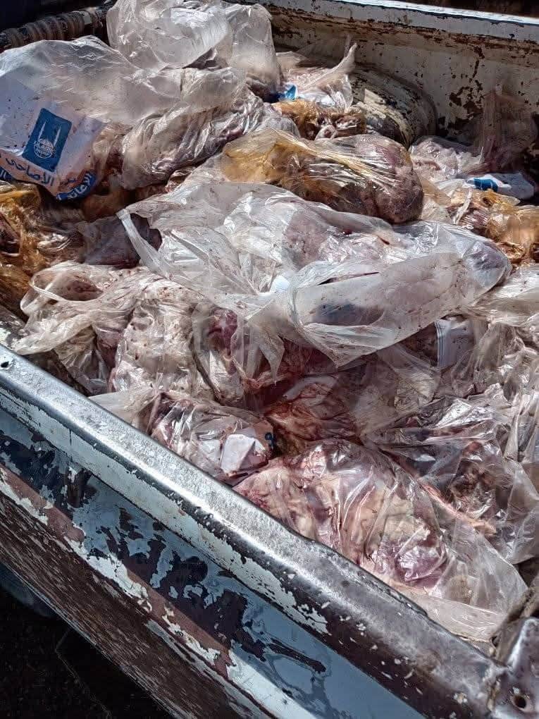 فضيحة بالقضارف.. توزيع لحوم فاسدة على المواطنين020 فضيحة بالقضارف.. توزيع لحوم فاسدة على المواطنين