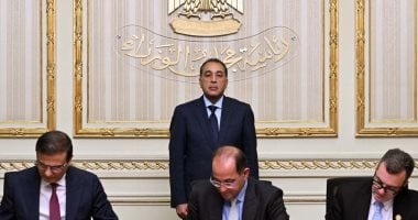 رئيس الوزراء يشهد توقيع اتفاقيتين لإنهاء تشابكات مالية تاريخية من الثمانينيات
