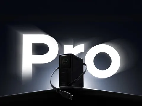 شركة Ugreen تقدم شاحنا سريعا جديدا Nexode Pro 160W مع كابل مدمج قابل للسحب