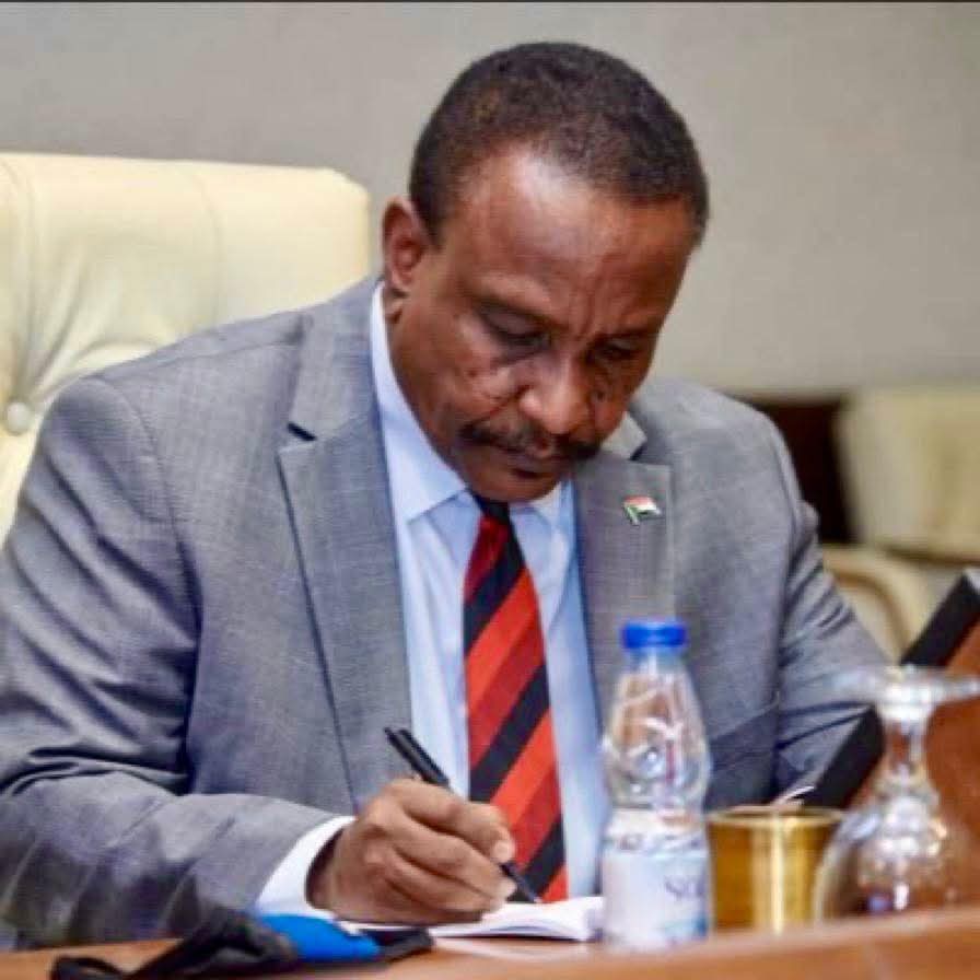 عرمان: حرب الخليج دفعت بتصنيف الحركة الإسلامية السودانية كجماعة إرهابية