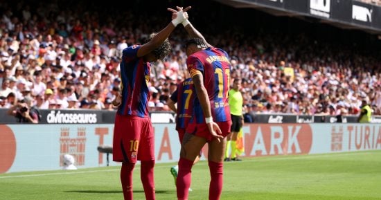 برشلونة يضرب فالنسيا بخماسية ويتصدر الليجا فى غياب حمزة عبد الكريم فيديو