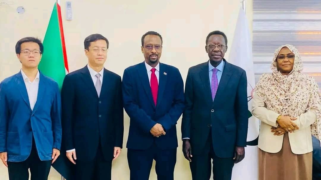 السودان يدعو الصين لاتخاذ موقف حاسم بشأن مسيرات تستخدمها الإمارات لقصف أراضيه ويكشف عن إخلال بعقود شراء020 السودان يدعو الصين لاتخاذ موقف حاسم بشأن مسيرات تستخدمها الإمارات لقصف أراضيه ويكشف عن إخلال بعقود شراء