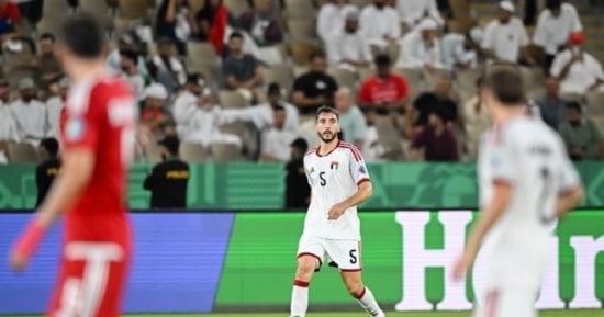 بثلاثية في البحرين.. الإمارات تتأهل لنصف نهائي خليجي 27 فيديو