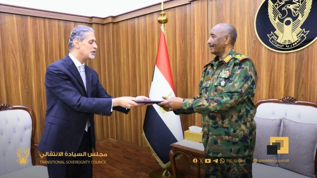 البرهان إلي القاهرة.. وتعهدات من الحكومة المصرية بشأن الأزمة. السودانية020 البرهان إلي القاهرة.. وتعهدات من الحكومة المصرية بشأن الأزمة. السودانية