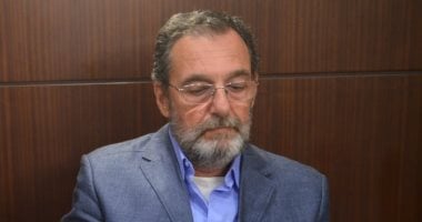 غيبوبة تامة ونزيف فى المخ.. تطورات خطيرة لحالة الفنان محمد مرزبان