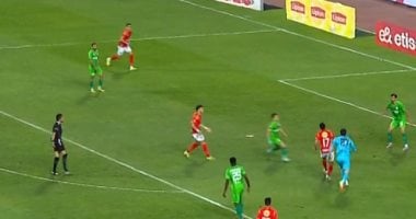 الشوط الأول.. الأهلي يتقدم على المصري بهدفين لهدف في الدوري020 الشوط الأول.. الأهلي يتقدم على المصري بهدفين لهدف في الدوري