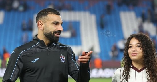 بنات محمد صلاح يخطفن الأنظار في بابارا بارك خلال مواجهة طرابزون وهارتس صور