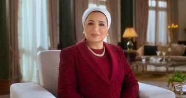 السيدة انتصار السيسى تتواصل مع أسرة البطل خالد محمد شوقي وتقدم لذويه واجب العزاء020 السيدة انتصار السيسى تتواصل مع أسرة البطل خالد محمد شوقي وتقدم لذويه واجب العزاء