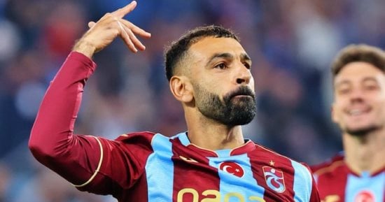 ابنة الرئيس أردوغان تحتفل بثلاثية محمد صلاح فى مرمى جالاتا سراى.. فيديو
