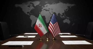 انفجارات عنيفة تهز جنوب وغرب إيران