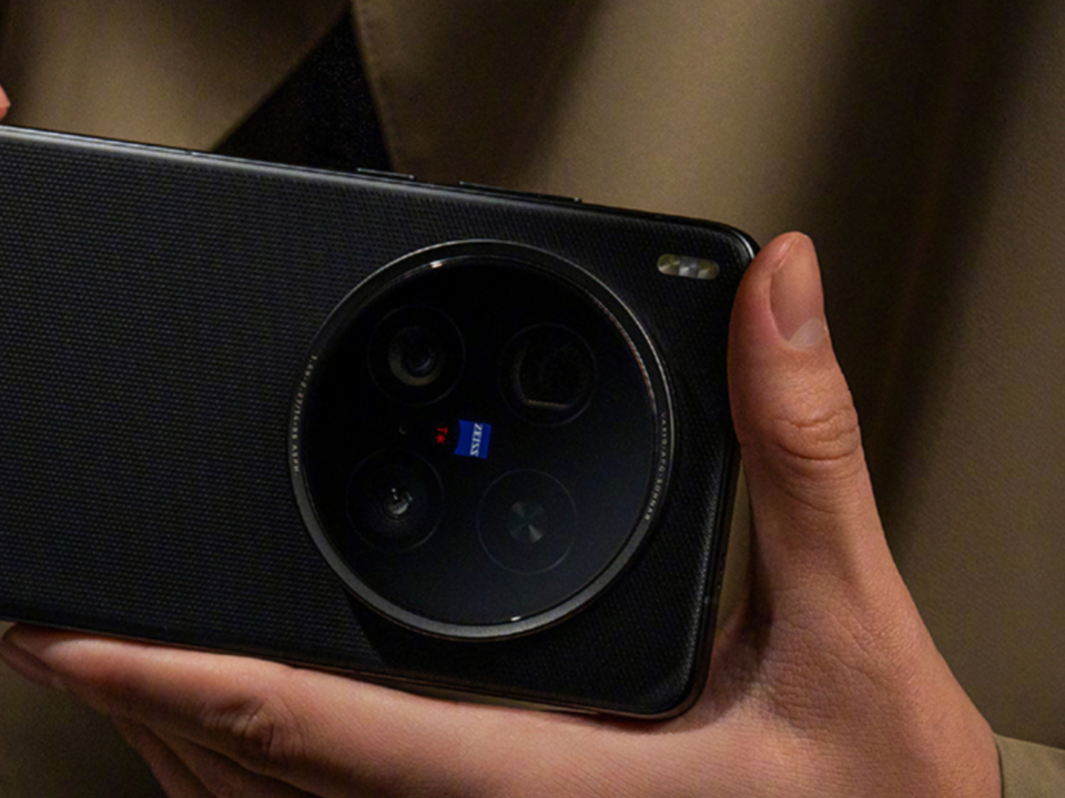Oppo Find X9 Pro قد يتخلى عن كاميرا Periscope المزدوجة المميزة020 Oppo Find X9 Pro قد يتخلى عن كاميرا Periscope المزدوجة المميزة