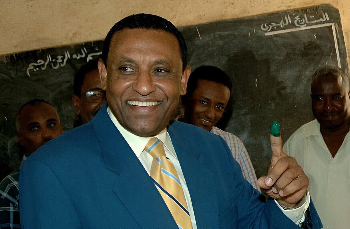 تعيين كامل ادريس رئيسا للوزراء.. خطوة نحو استعادة الشرعية أم هروب إلى الأمام020 تعيين كامل ادريس رئيسا للوزراء.. خطوة نحو استعادة الشرعية أم هروب إلى الأمام