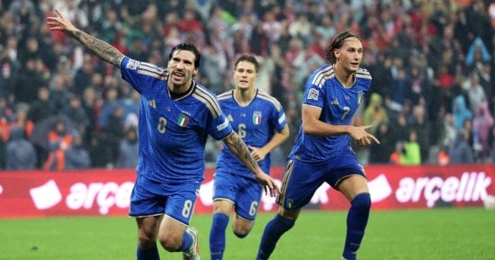 إيطاليا تضرب تركيا برباعية وتحقق أول فوز في دوري الأمم الأوروبية.. فيديو
