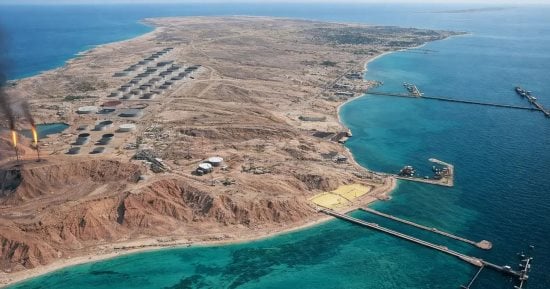 وكالة مهر الإيرانية: سماع دوي انفجارات في جزيرة خرج