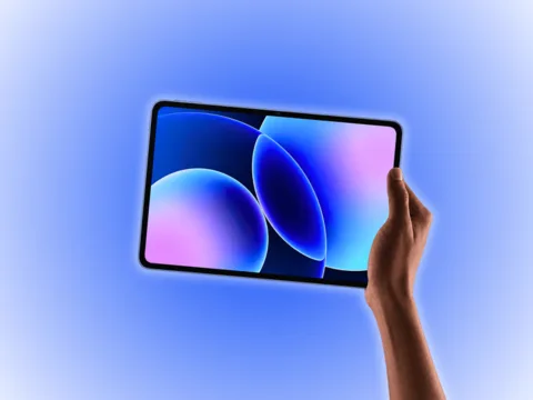 تسريبات تكشف عن مواصفات حاسوب لوحي رائد جديد من شاومي بشاشة 12.5 بوصة ومعالج Snapdragon 8 Gen 5