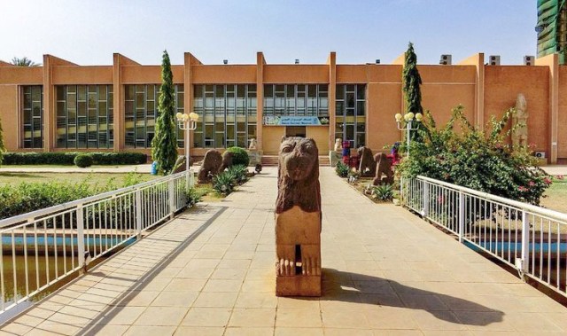 مسؤولون بالمتحف القومي يكشفون عن حجم الأضرار020 مسؤولون بالمتحف القومي يكشفون عن حجم الأضرار