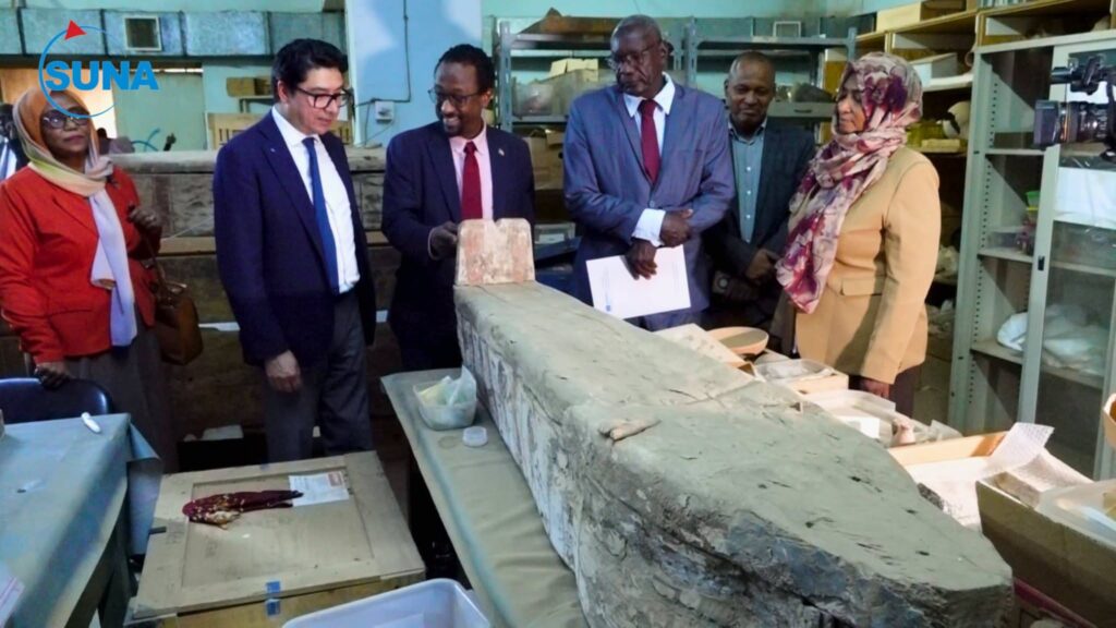 الإعيسر يثمن الشراكات مع اليونسكو والوكالة الإيطالية للتنمية لدعم تأهيل المتحف القومي