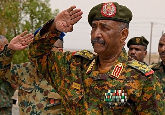 أول بيان من القوات المسلحة السودانية عن وفاة نجل البرهان