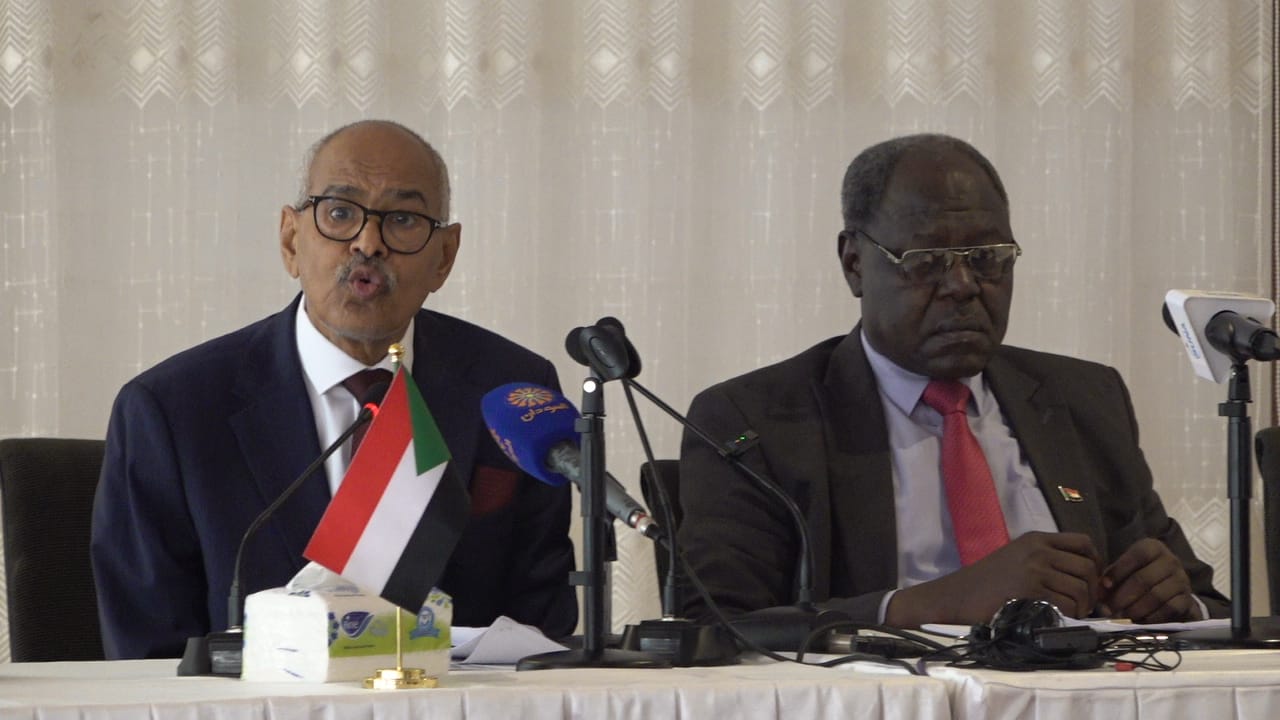 الحكومة السودانية تصدر إعلانا للشعب بشأن الانتخابات العامة 020 الحكومة السودانية تصدر إعلانا للشعب بشأن الانتخابات العامة