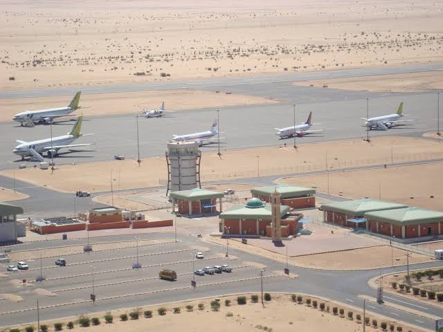 الجيش السوداني يدعو المواطنين إلى الابتعاد عن مطار مروي  