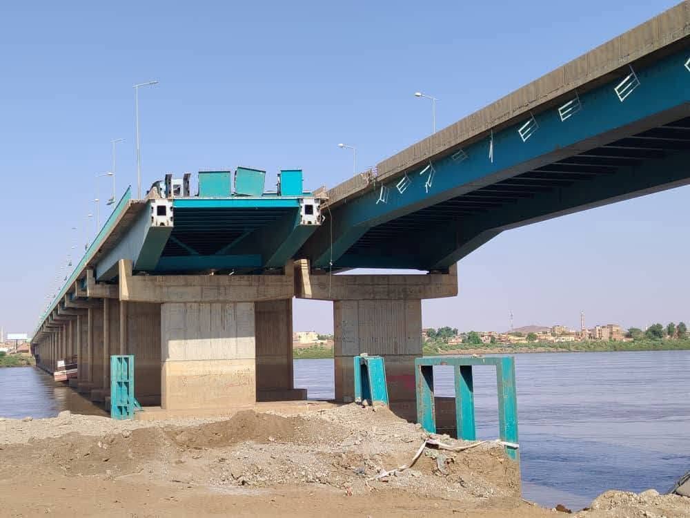 شركة صينية تبدأ في صيانة جسر الحلفايا وقرار بإيقاف حركة المرور  