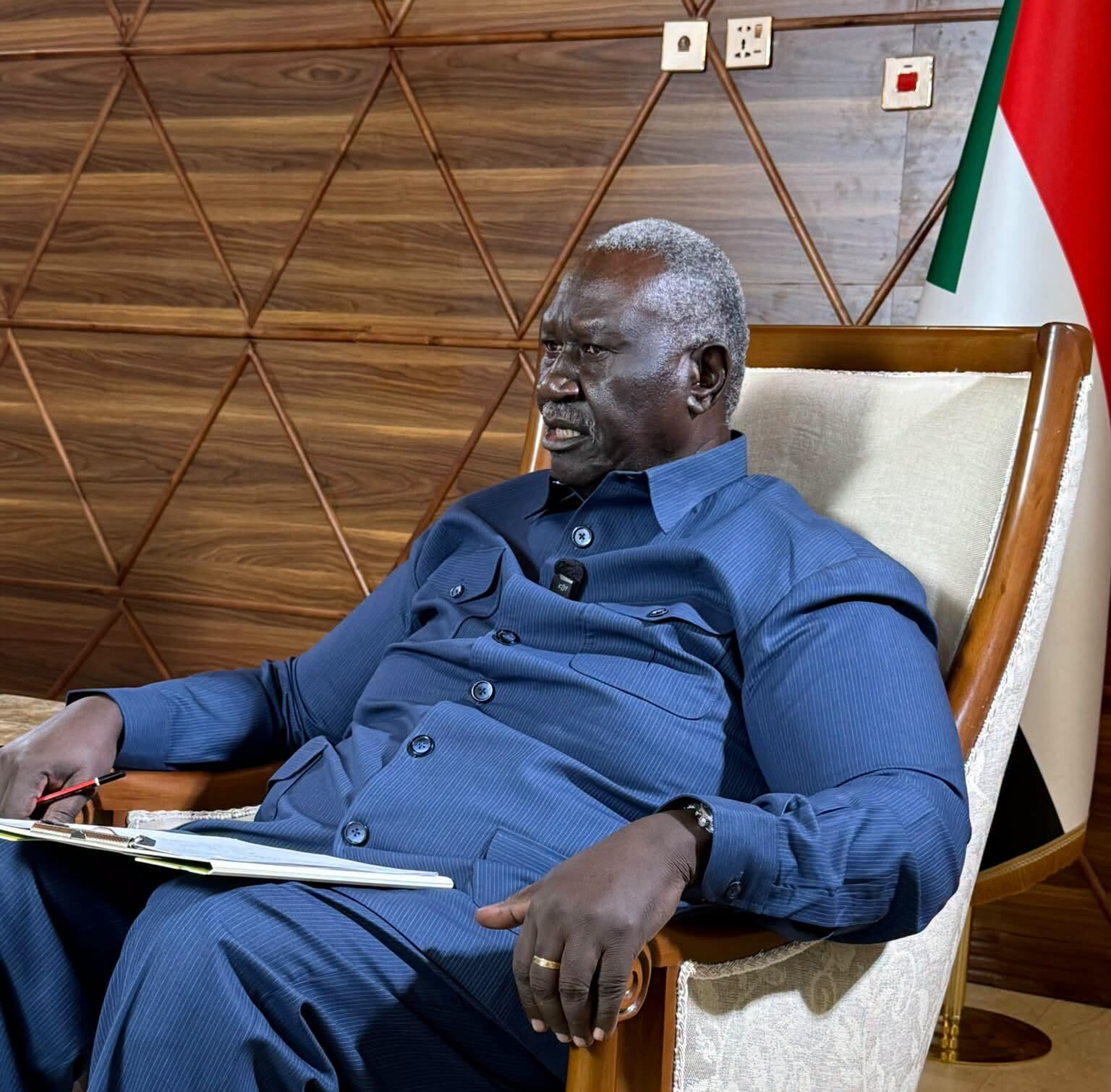 عقار: الإمارات طلبت تعويض من السودان ورفضت مقابلتي  